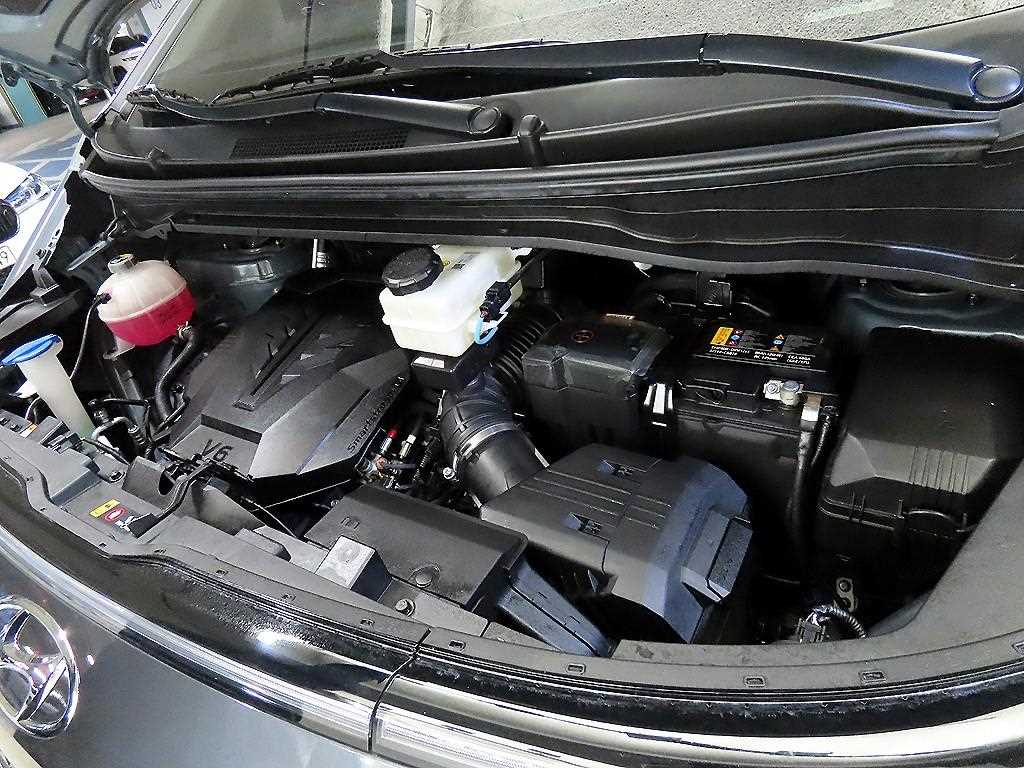 HYUNDAI Staria 2022 Gris - Importación desde Corea - HF Imports Iquique - Foto 19