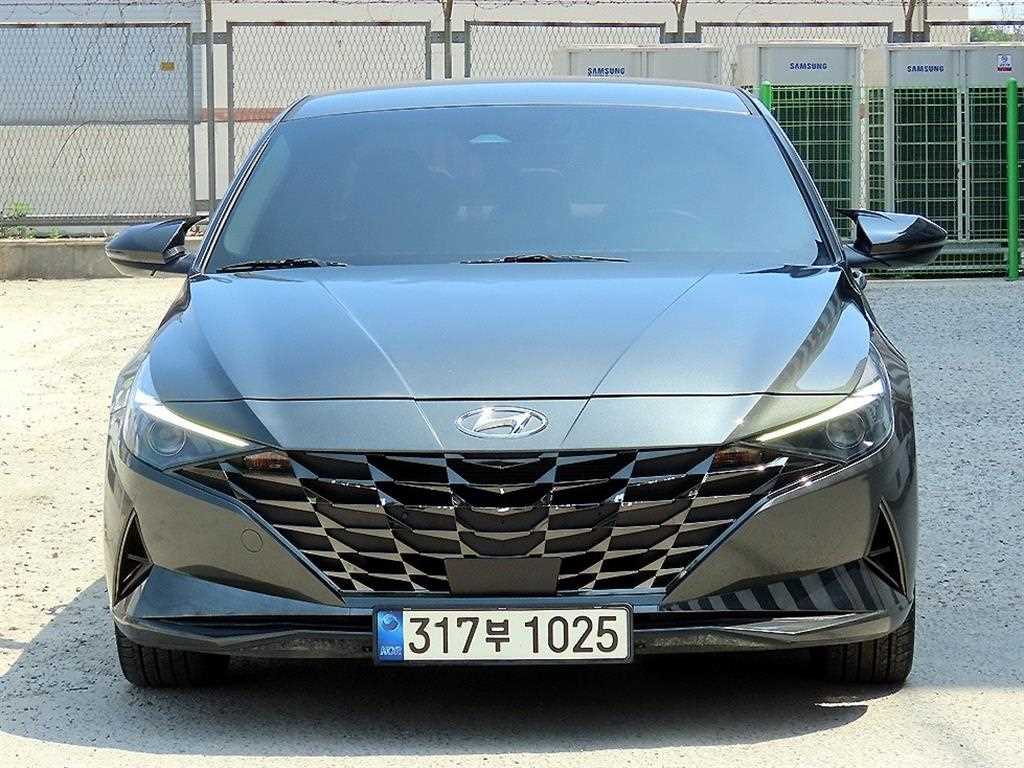 HYUNDAI Avante 2021 Gris - Importación desde Corea - HF Imports Iquique - Foto 1