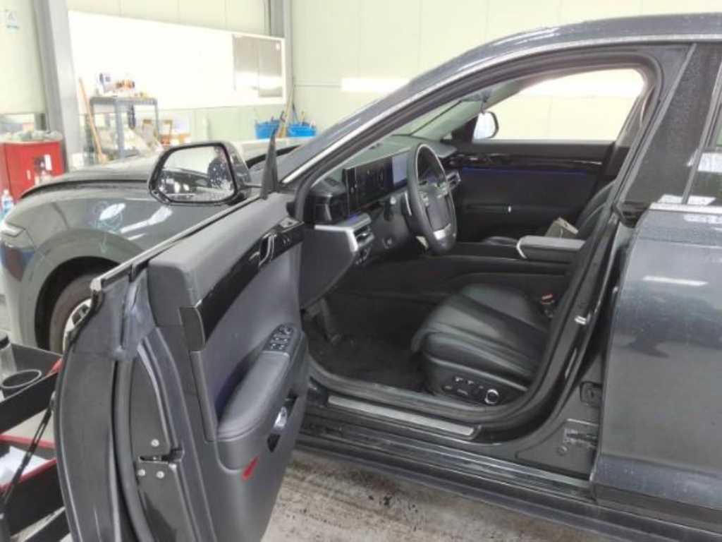 HYUNDAI Grandeur - Vista 10