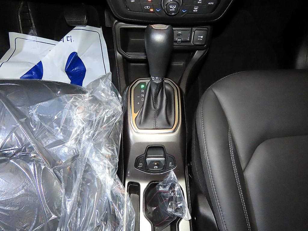 Jeep Renegade - Vista 12