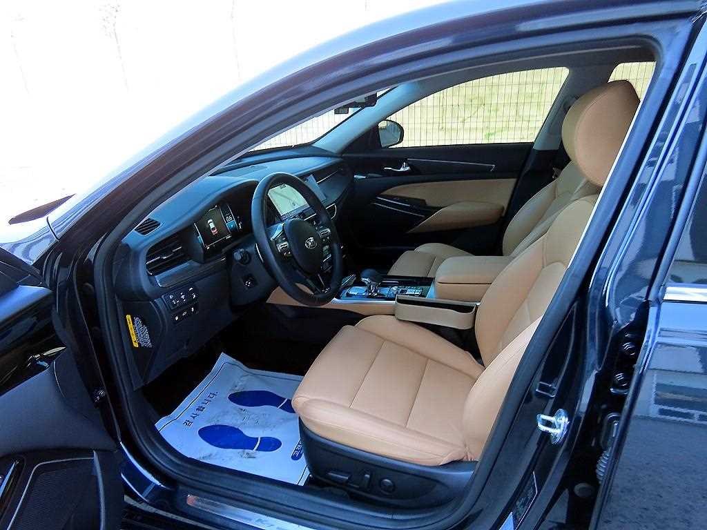 KIA K7 - Vista 5