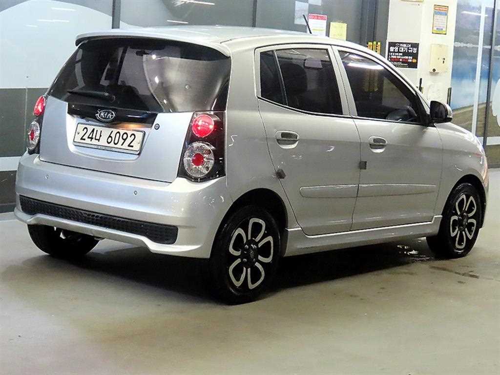 KIA Morning - Vista 4