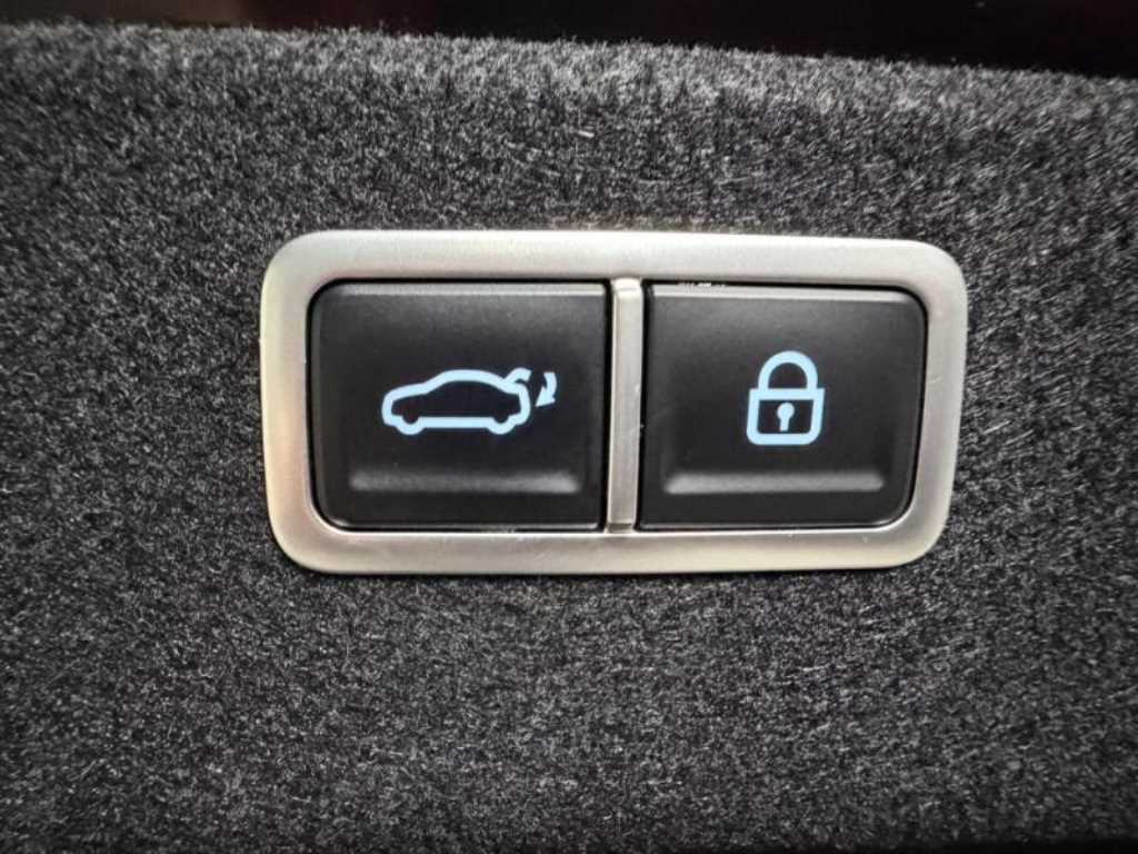 Genesis G80 2022 Negro - Importación desde Corea - HF Imports Iquique - Foto 18