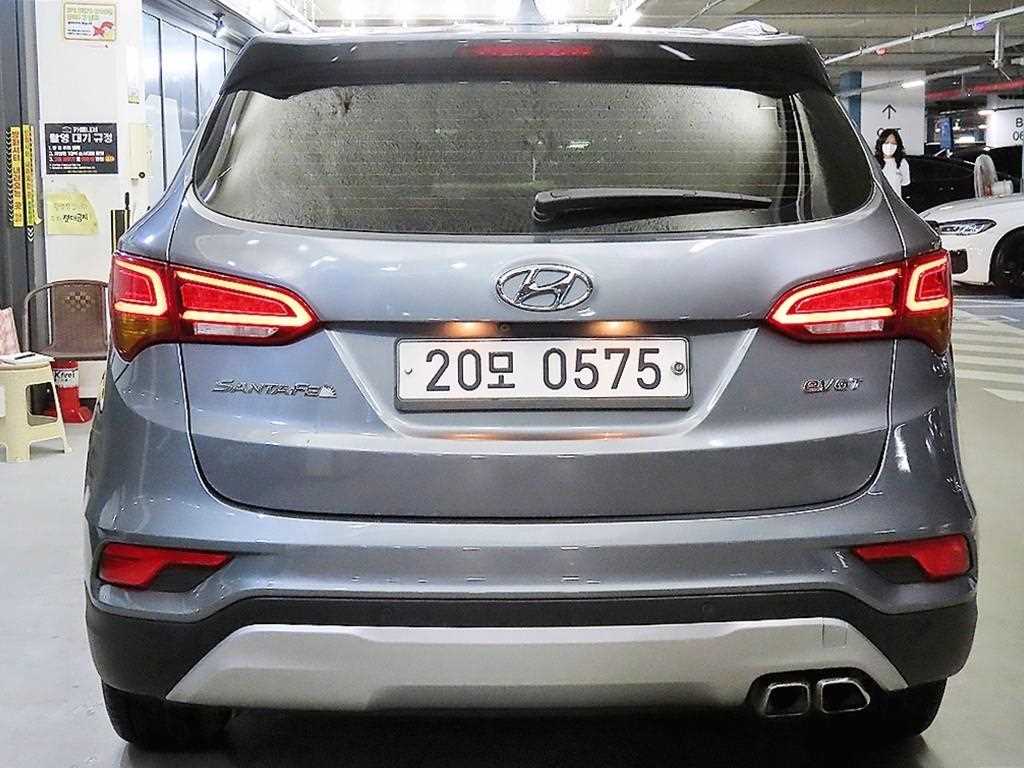 HYUNDAI Santa Fe - Vista 5