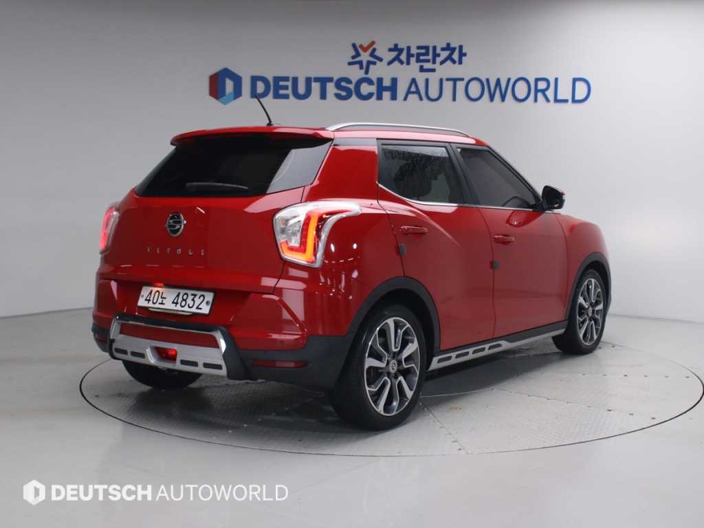 Ssangyong Tivoli - Vista 2