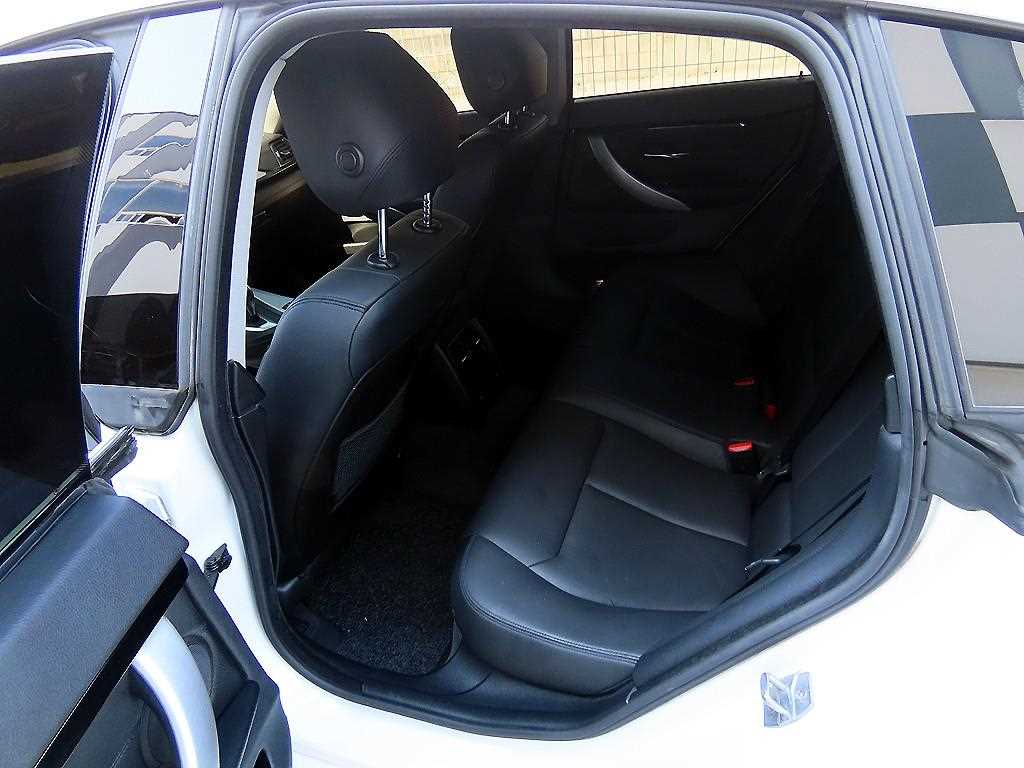 BMW 4 Series - Vista 6