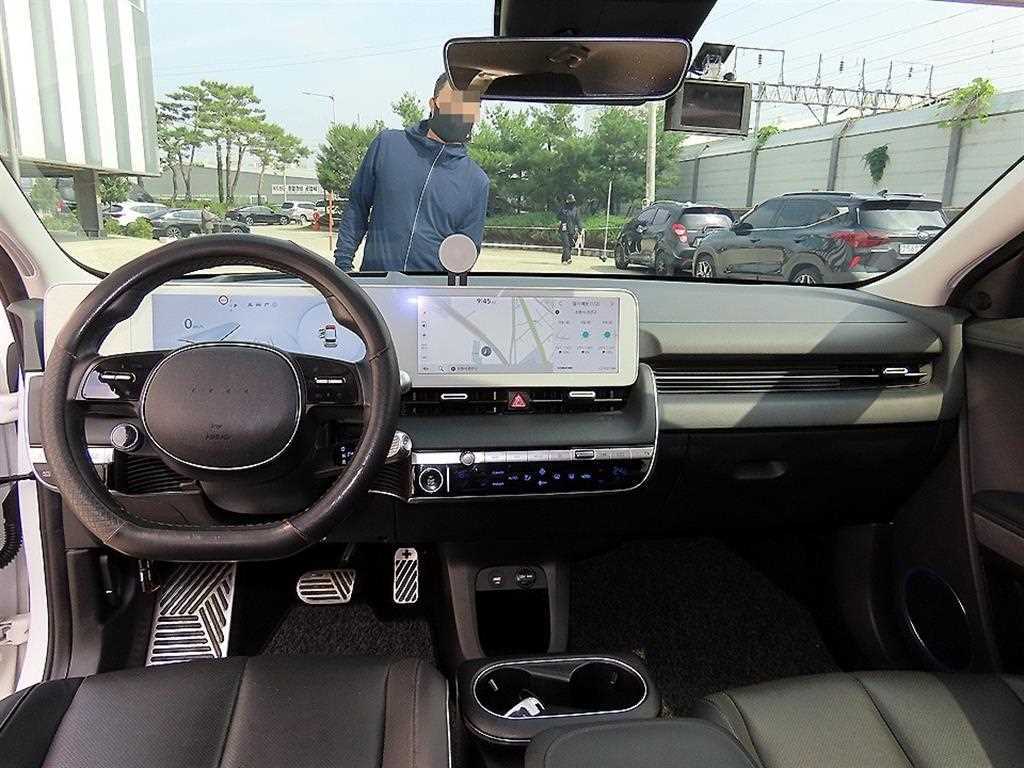 HYUNDAI Ioniq 5 - Vista 7