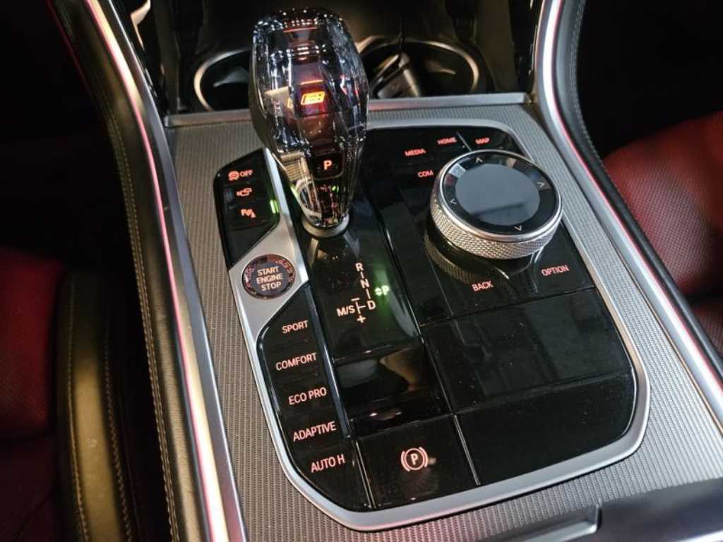 BMW 8 Series - Vista 7