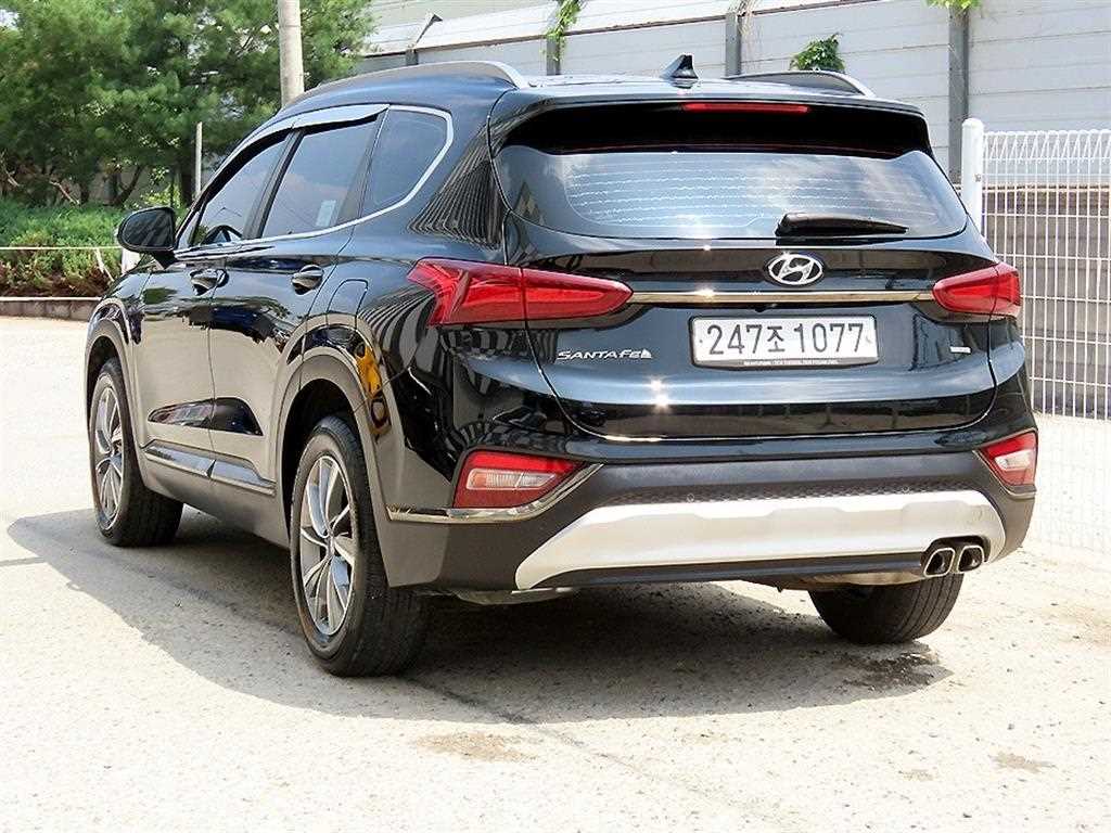 HYUNDAI Santa Fe - Vista 3