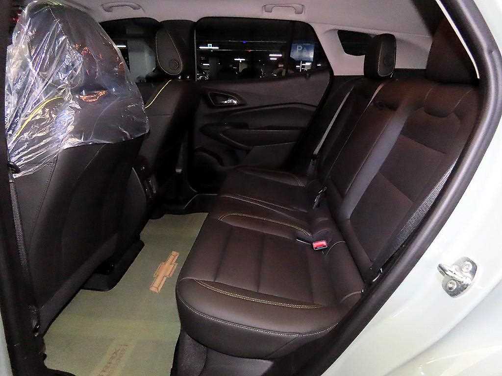 Chevrolet Trax - Vista 7