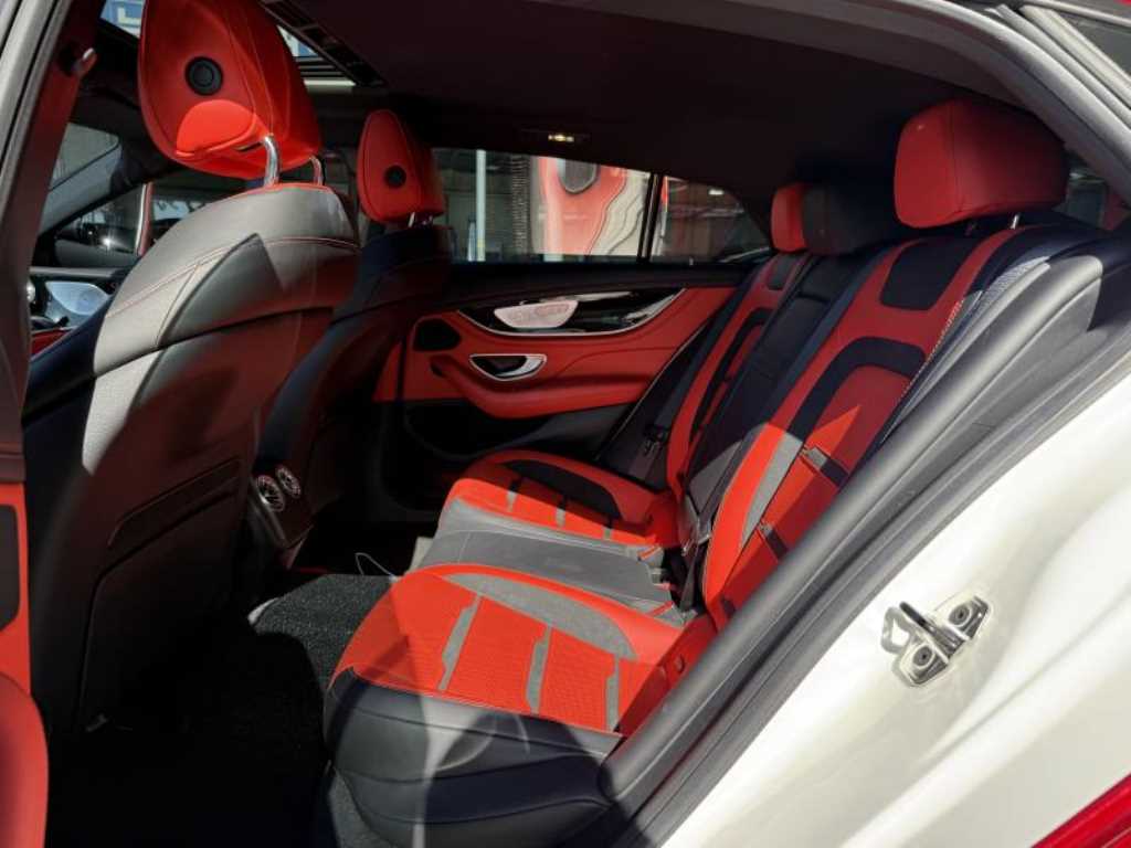 Mercedes Benz AMG GT - Vista 9