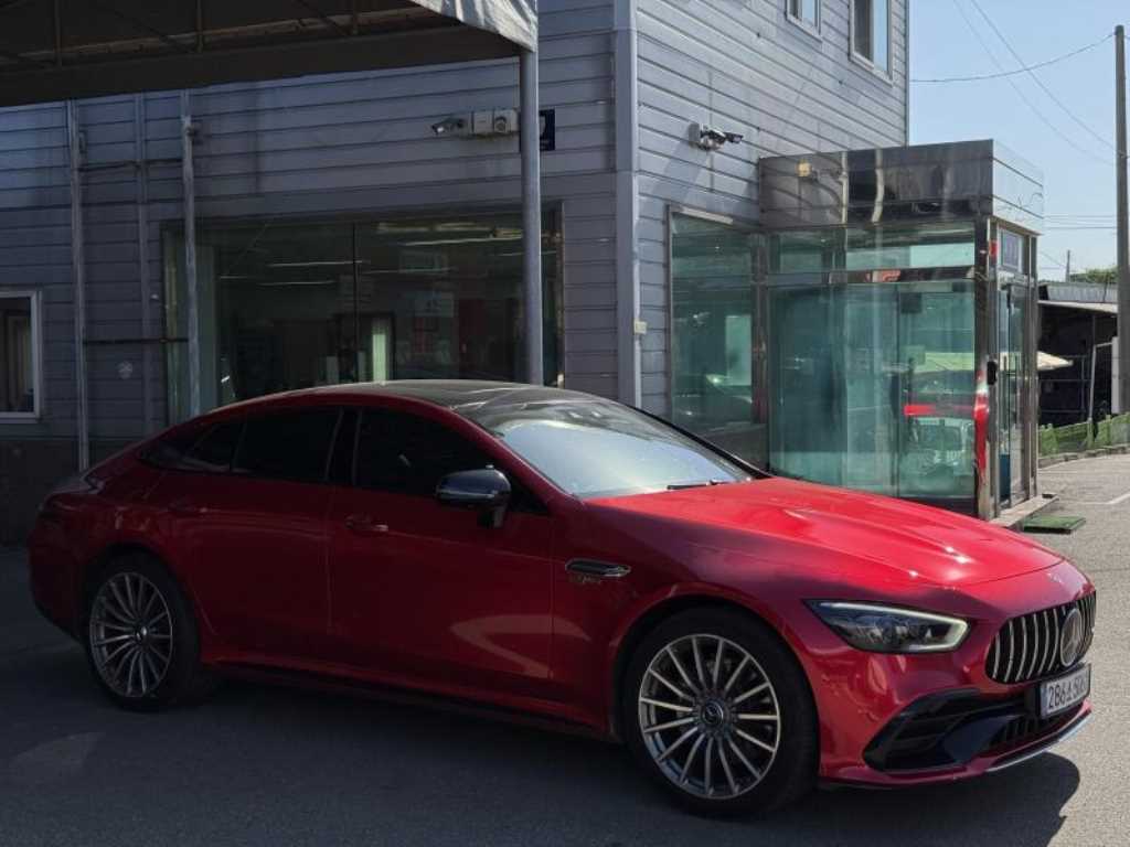 Mercedes Benz AMG GT - Vista 4