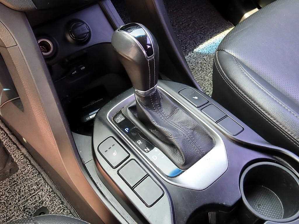 HYUNDAI Santa Fe - Vista 10