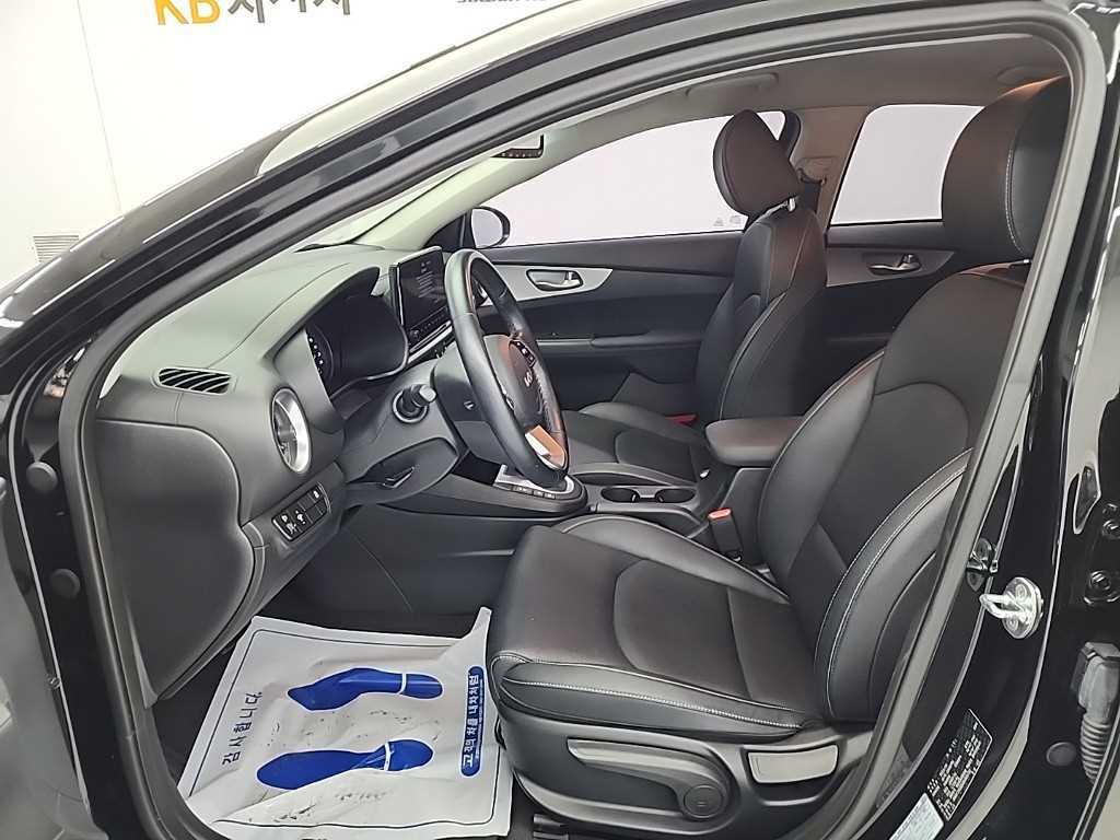 KIA K3 - Vista 11