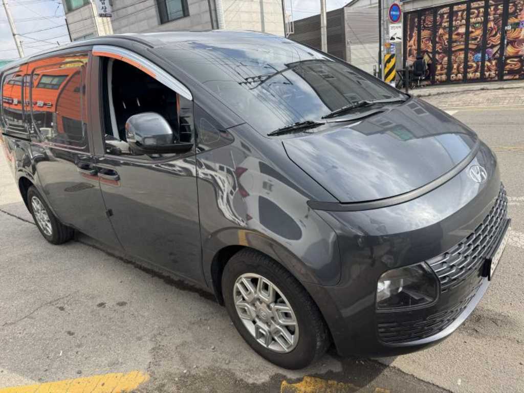 HYUNDAI Staria - Vista 6