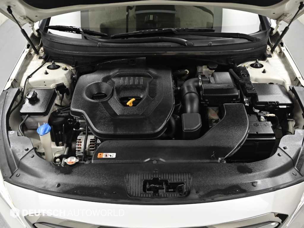HYUNDAI Sonata - Vista 7