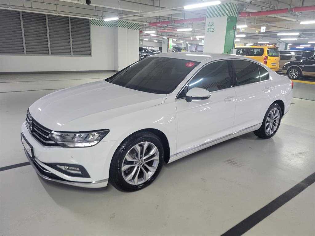 Volkswagen Passat - Vista 2