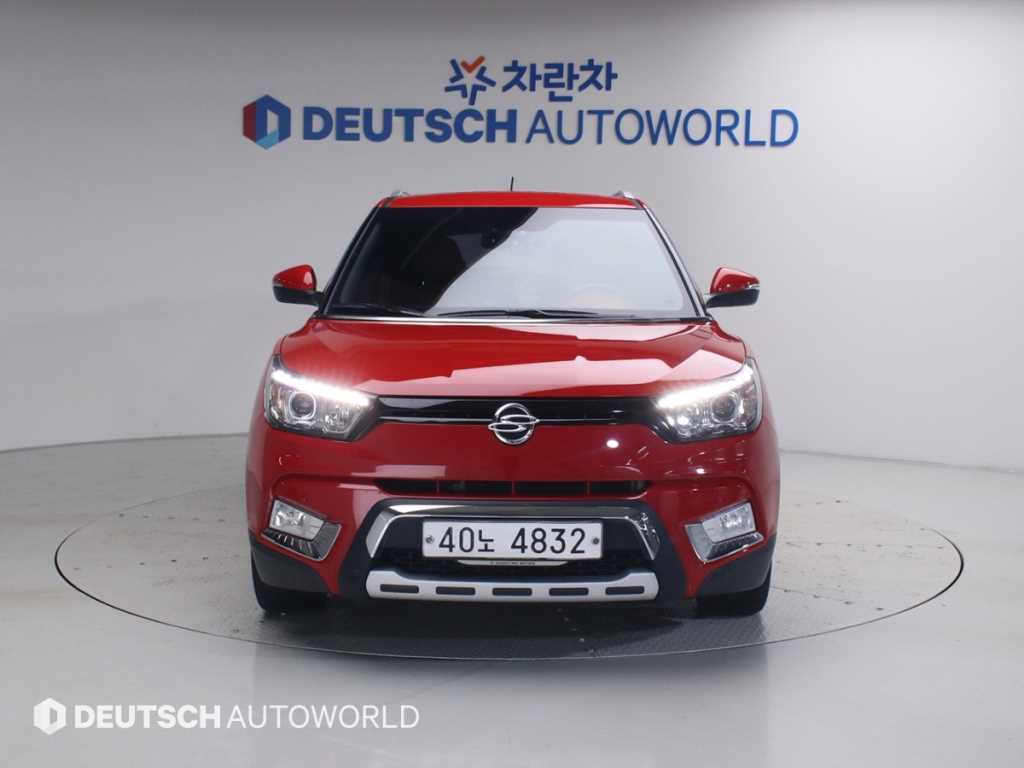 Ssangyong Tivoli - Vista 3