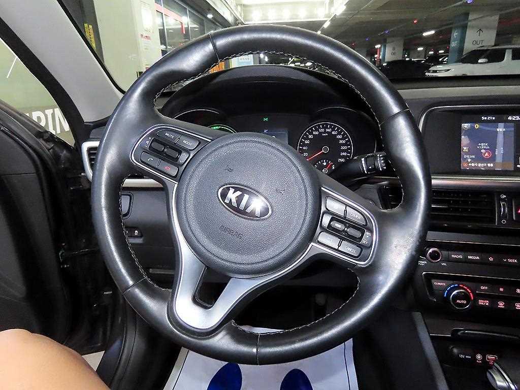KIA K5 - Vista 8