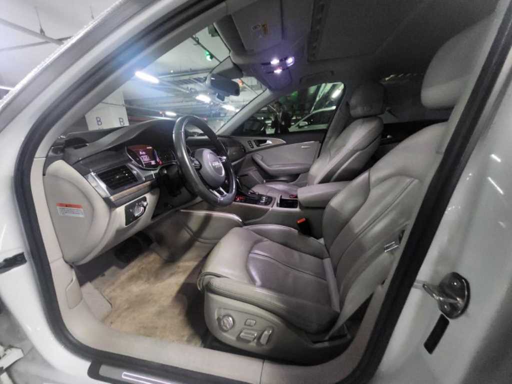 Audi A6 - Vista 4