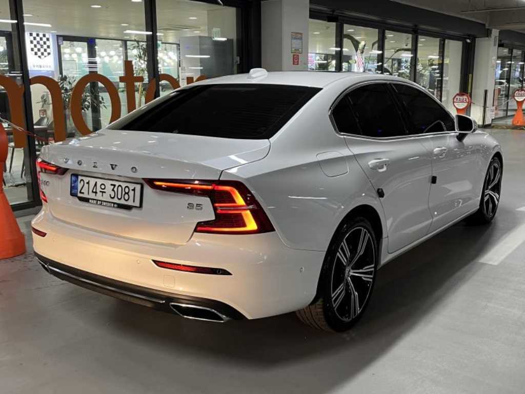 Volvo S60 - Vista 4