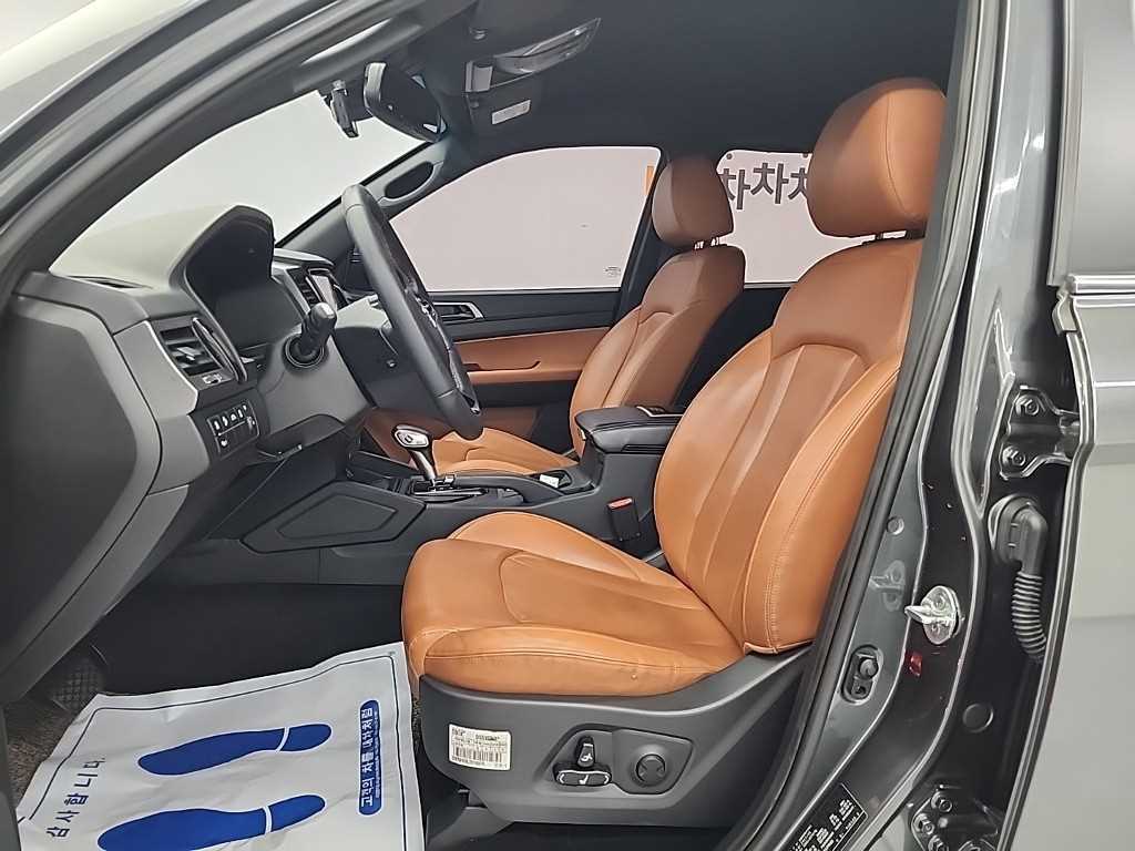 Ssangyong Rexton - Vista 11