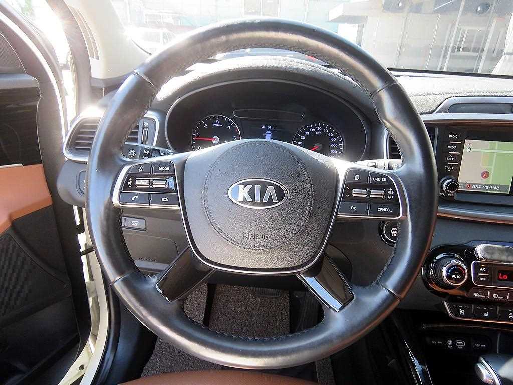 KIA Sorento - Vista 10