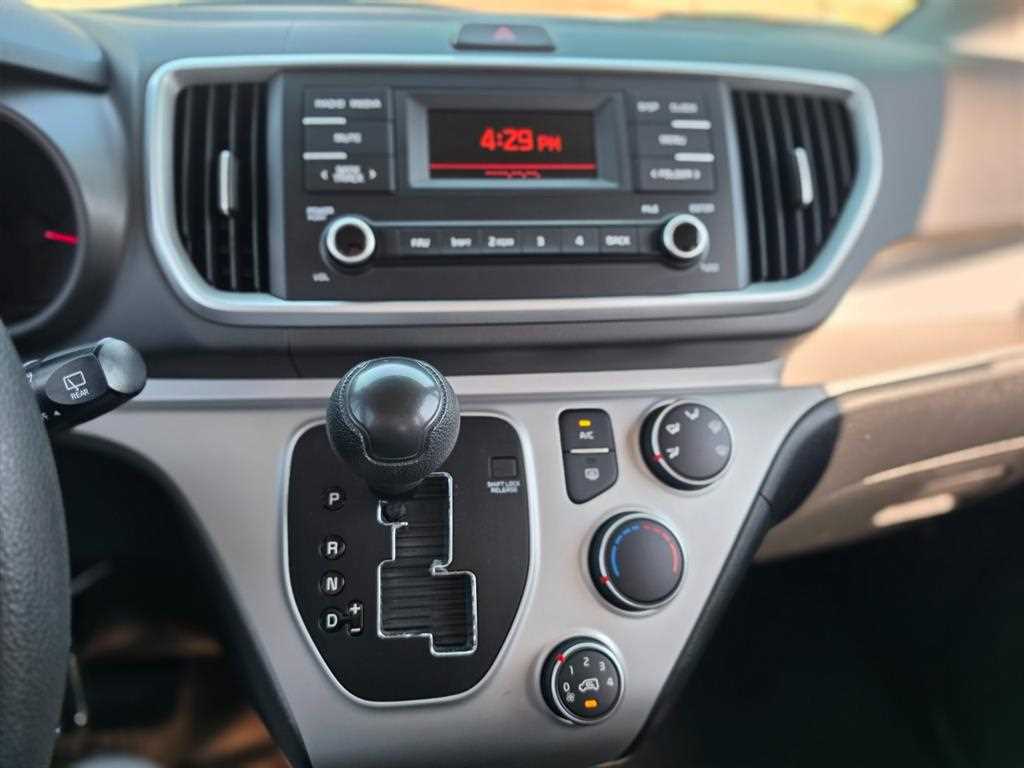 KIA Ray - Vista 12
