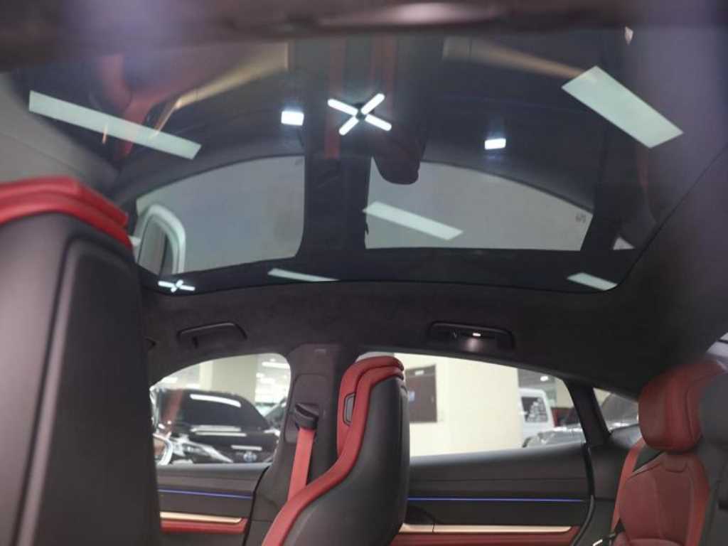 Porsche Taycan 2024 Blanco - Importación desde Corea - HF Imports Iquique - Foto 13