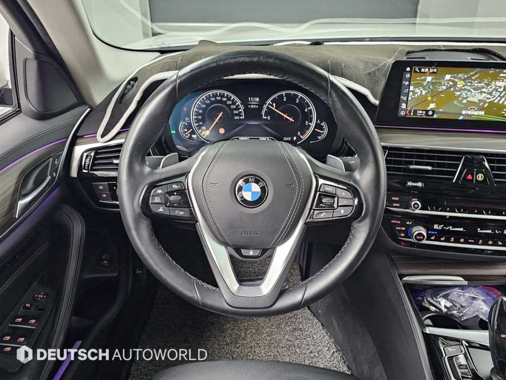 BMW 5 Series 2018 Blanco - Importación desde Corea - HF Imports Iquique - Foto 13
