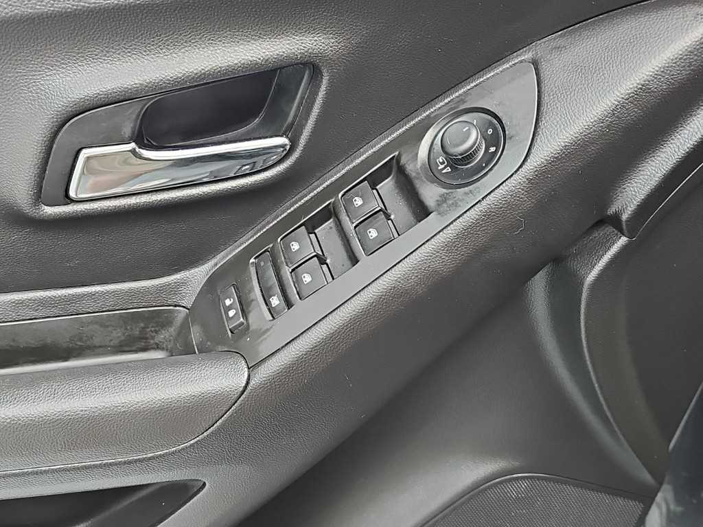 Chevrolet Trax 2018 Gris - Importación desde Corea - HF Imports Iquique - Foto 15