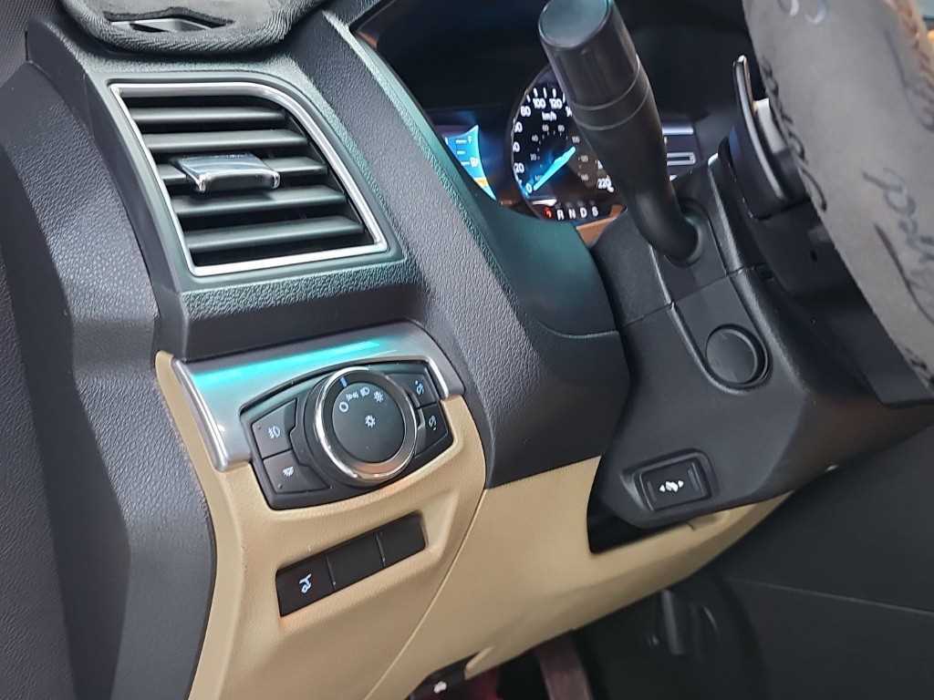 Ford Explorer 2016 Blanco - Importación desde Corea - HF Imports Iquique - Foto 18