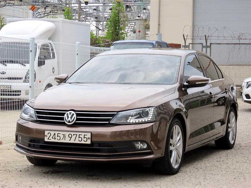 Volkswagen Jetta - Vista 2