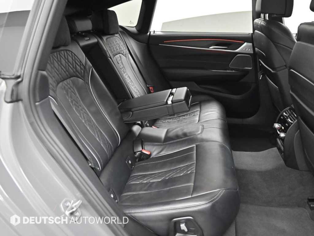 BMW Gran Turismo - Vista 12
