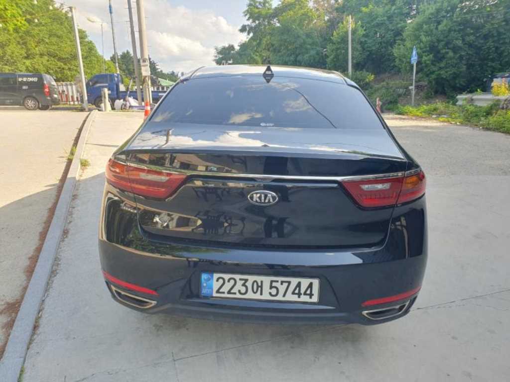 KIA K7 - Vista 4