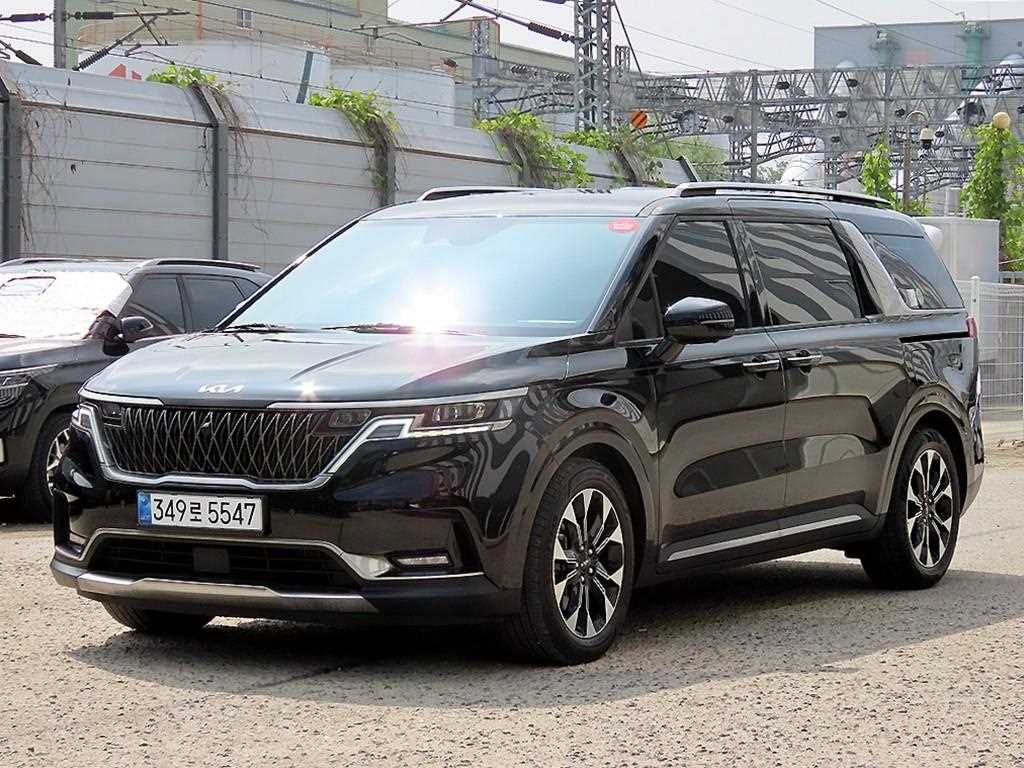 KIA Carnival - Vista 2