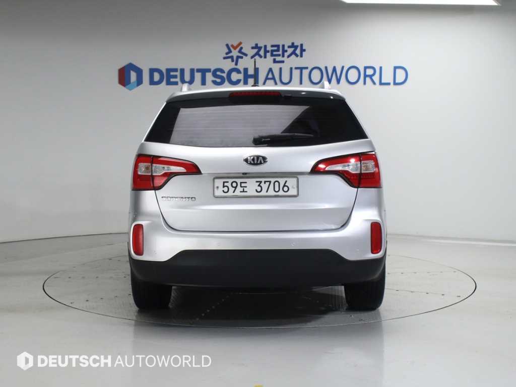 KIA Sorento - Vista 4
