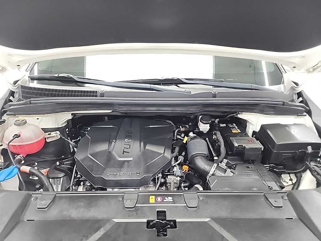 KIA Carnival - Vista 5