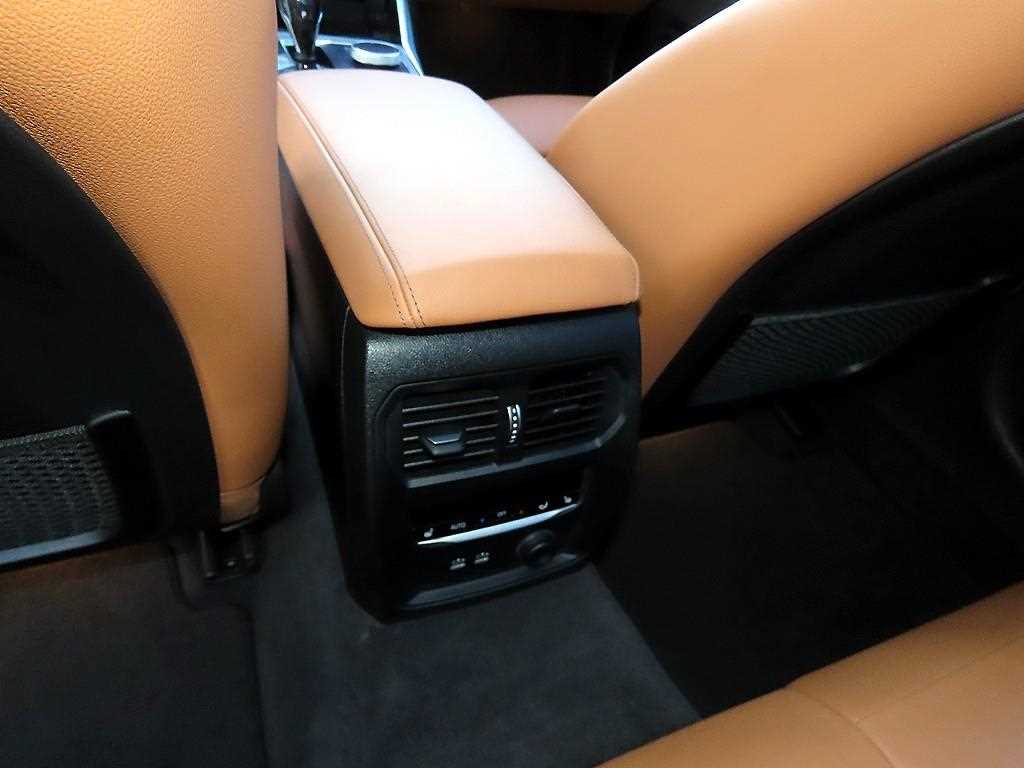 BMW 3 series 2020 Blanco - Importación desde Corea - HF Imports Iquique - Foto 17