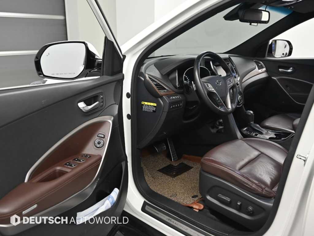 HYUNDAI Maxcruz - Vista 11