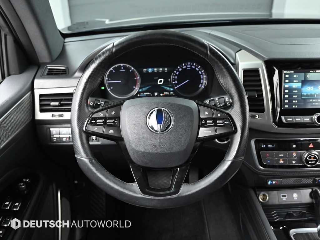 Ssangyong Rexton 2018 Negro - Importación desde Corea - HF Imports Iquique - Foto 13