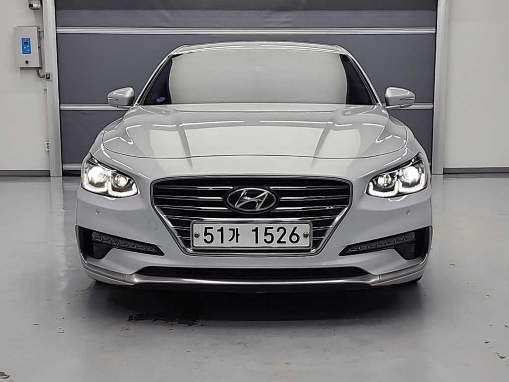 HYUNDAI Grandeur - Vista 2
