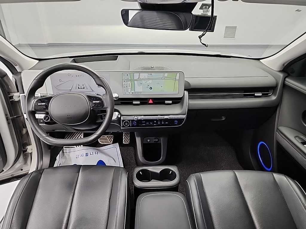 HYUNDAI Ioniq 5 - Vista 7