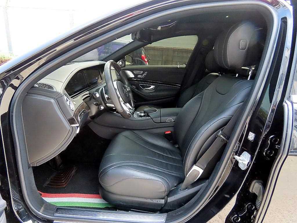 Mercedes Benz S Class - Vista 5