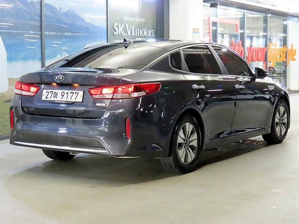 KIA K5 - Vista 4