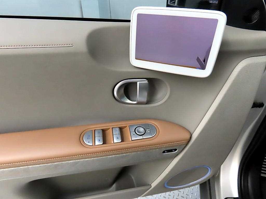 HYUNDAI Ioniq 5 - Vista 11