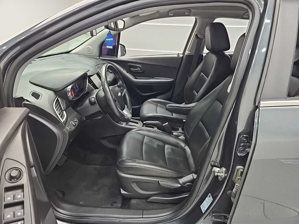 Chevrolet Trax - Vista 11