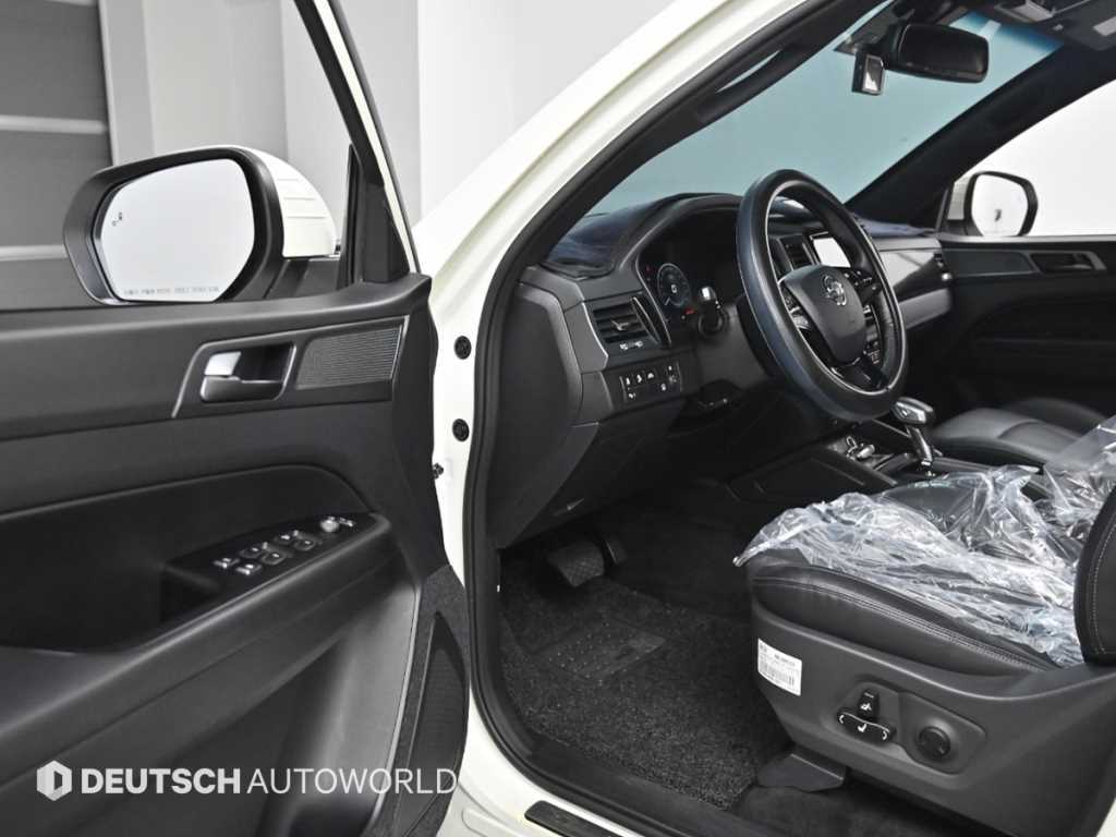 Ssangyong Rexton - Vista 11