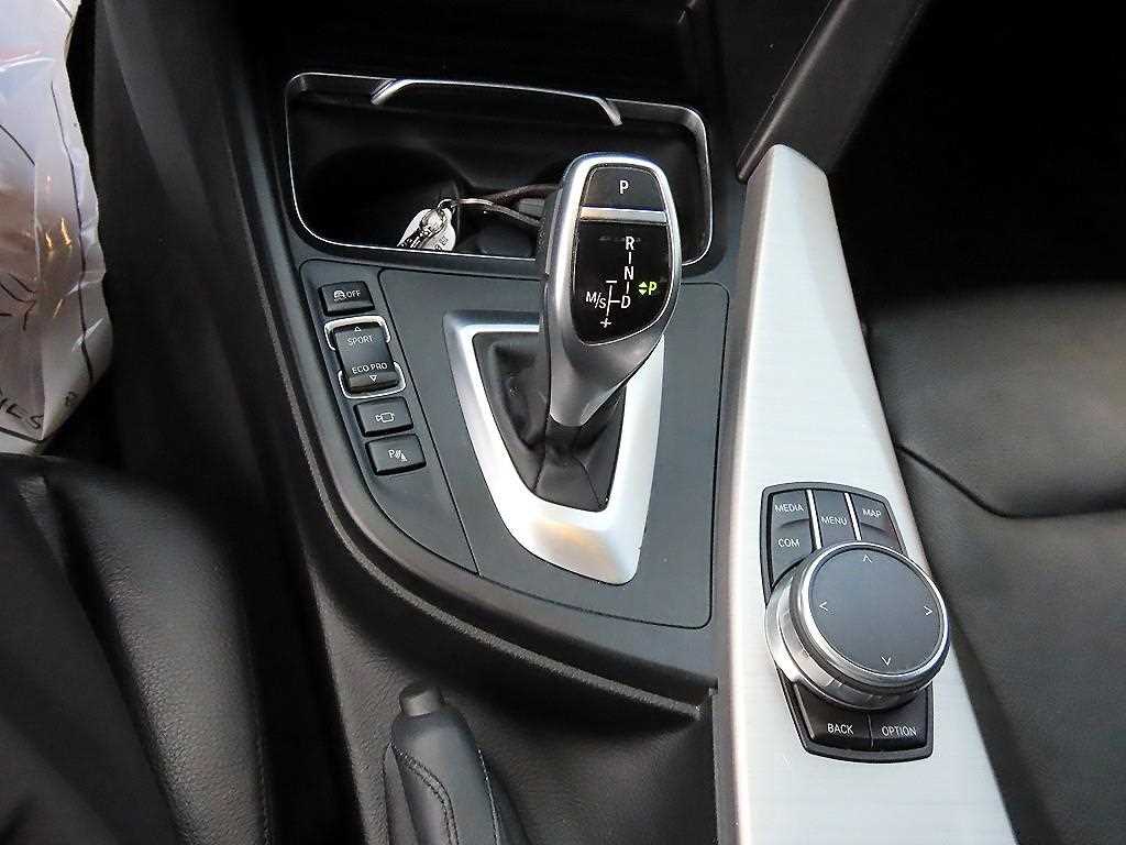 BMW 4 Series - Vista 11