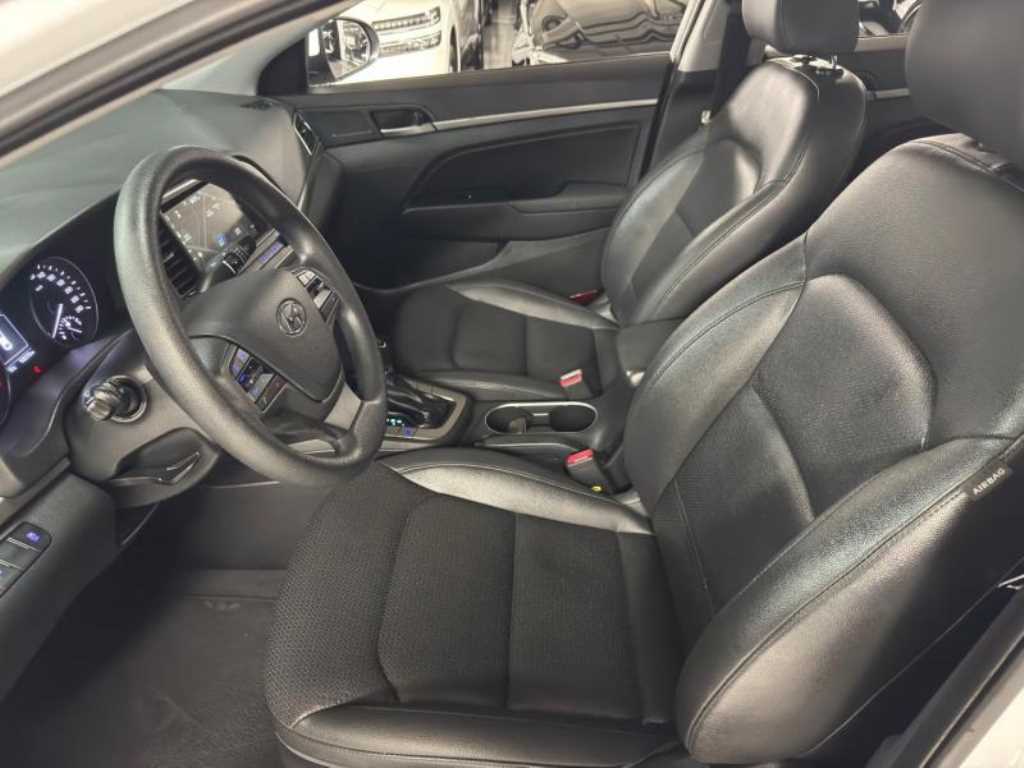 HYUNDAI Avante 2018 - Importación desde Corea - HF Imports Iquique - Foto 17